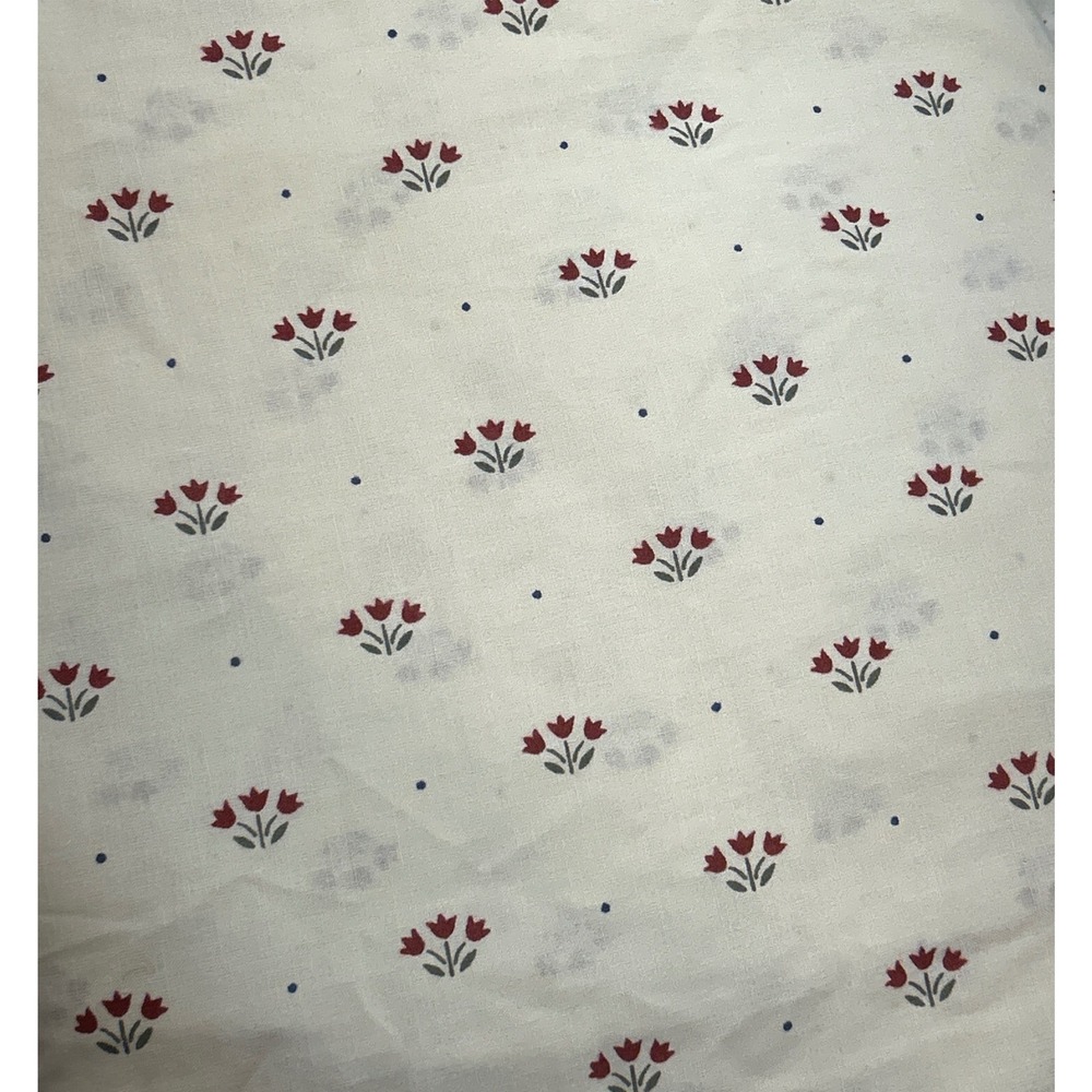 Vintage Country Floral Cotton Fabric Remnant Cottagecore Provincial Flower Print